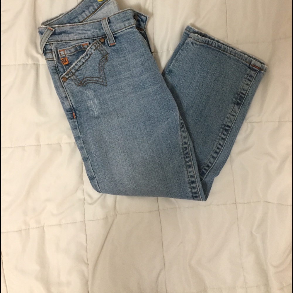 Miss Me Crop Jeans